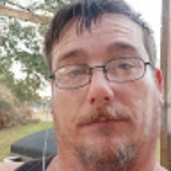 Meet your Posher, Chris - Picture 1 of 1